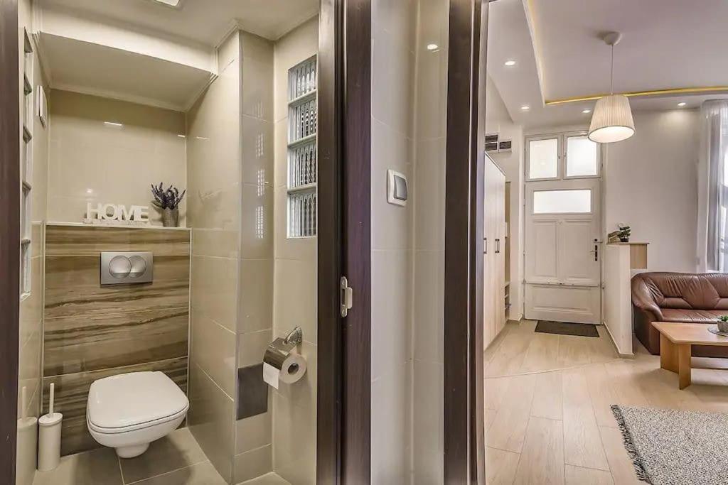 Szechenyi Renovated 2Br At Danube River Budapest Bagian luar foto